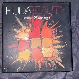 Hudson Beauty pallet in Coral Obsessions